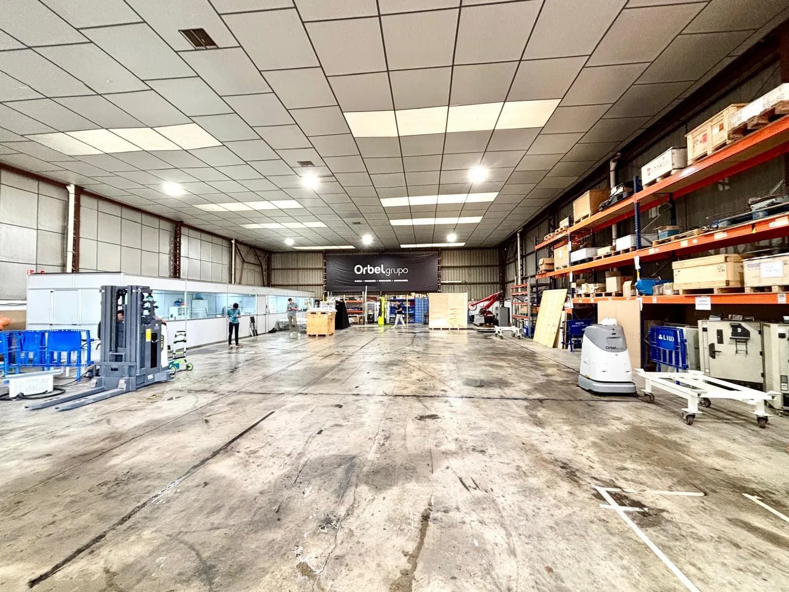 Nave Campa con rampa  12.000M2